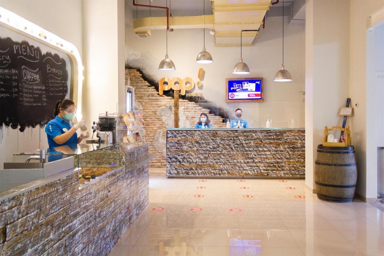 Pop! Hotel Kelapa Gading Jakarta Buitenkant foto
