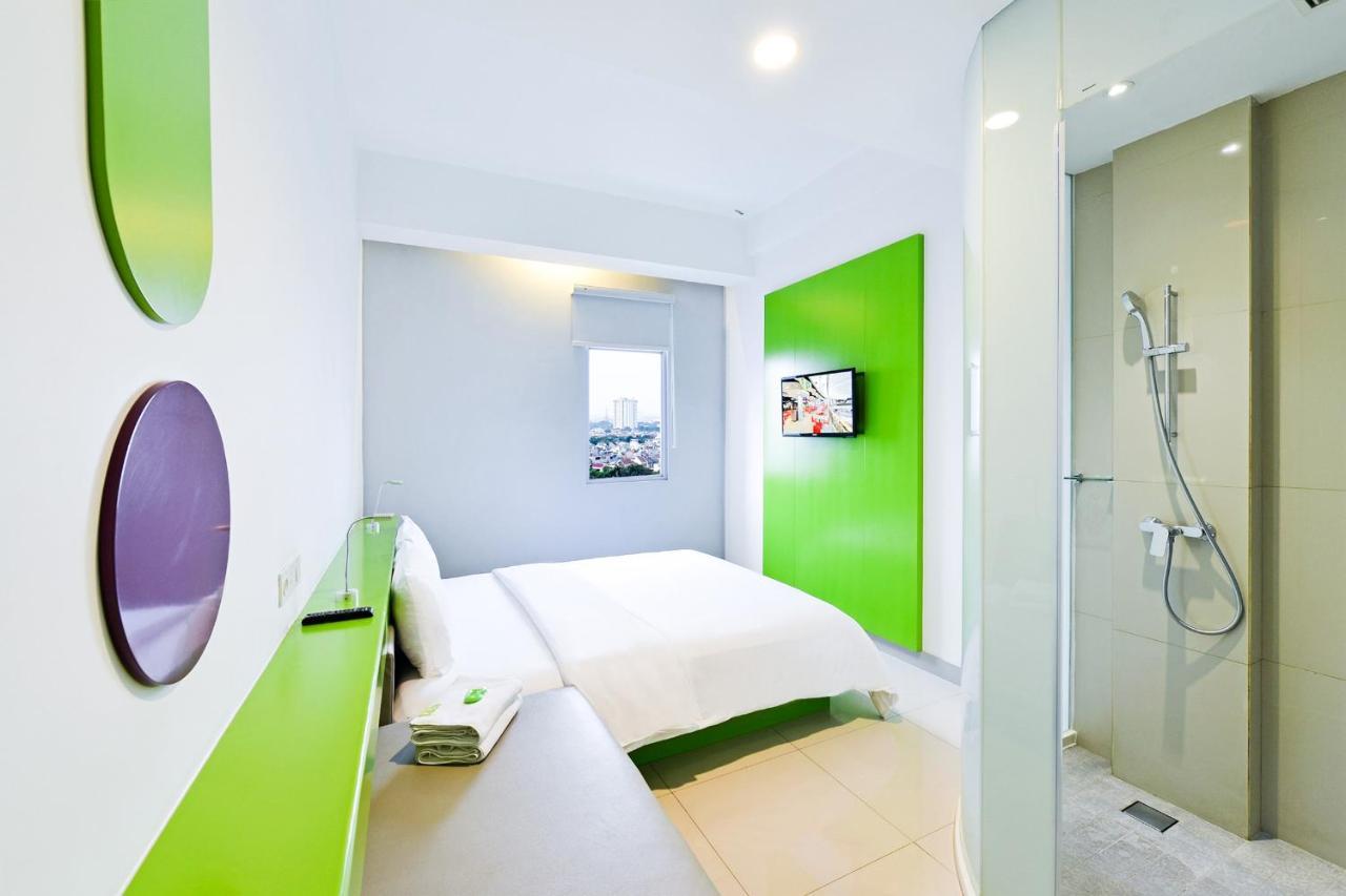 Pop! Hotel Kelapa Gading Jakarta Buitenkant foto