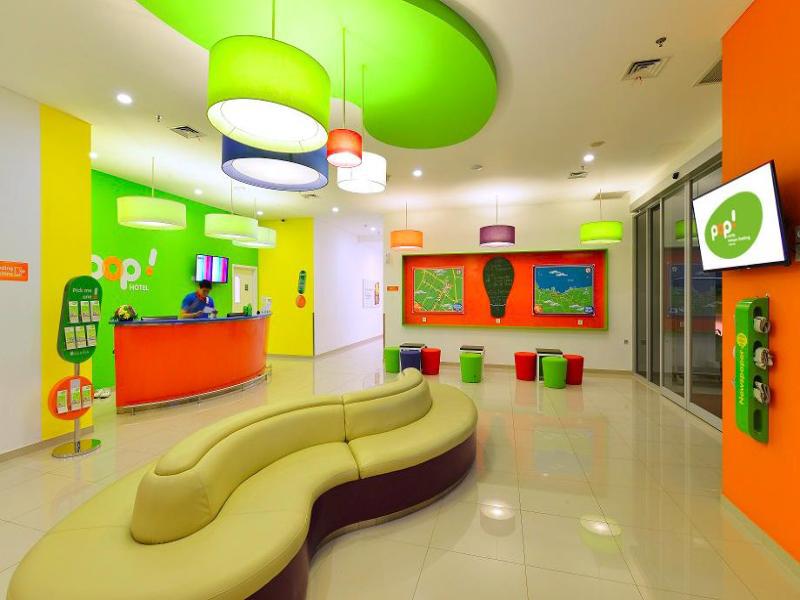 Pop! Hotel Kelapa Gading Jakarta Buitenkant foto