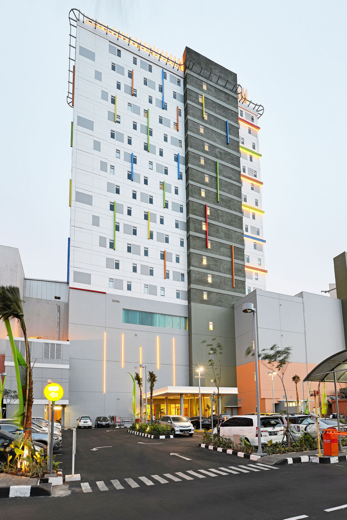 Pop! Hotel Kelapa Gading Jakarta Buitenkant foto