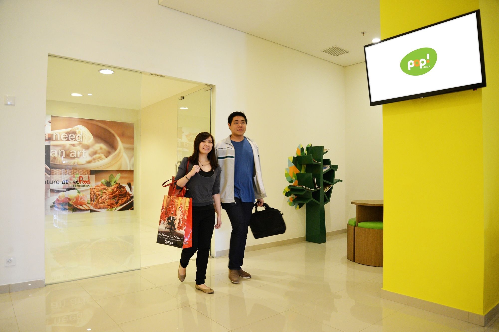 Pop! Hotel Kelapa Gading Jakarta Buitenkant foto