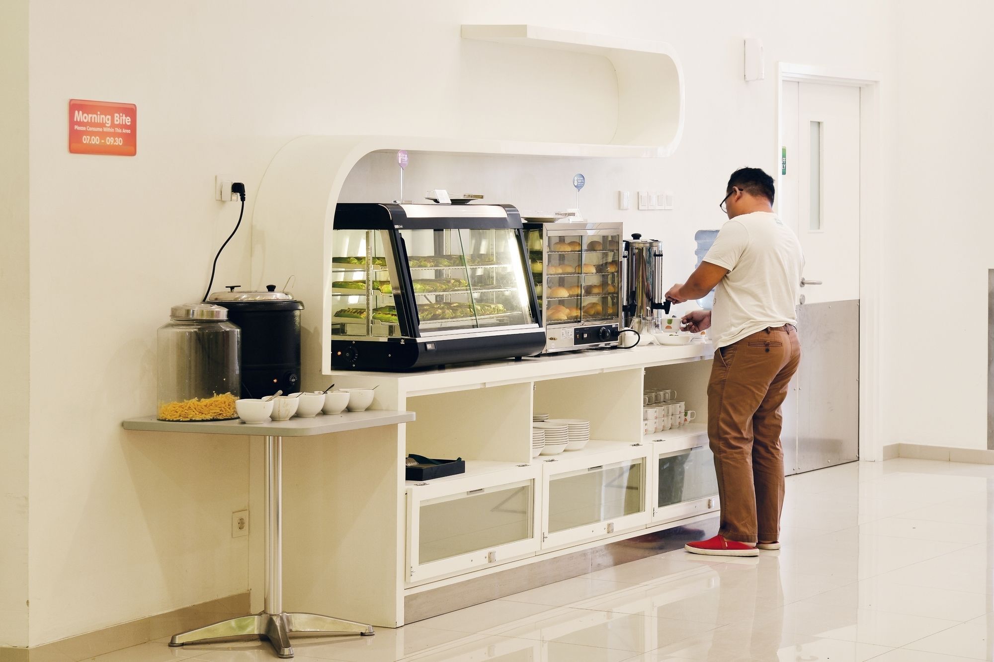 Pop! Hotel Kelapa Gading Jakarta Buitenkant foto